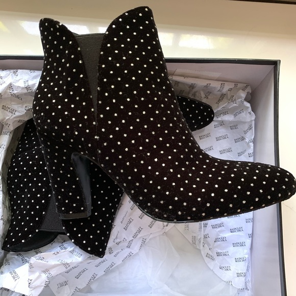 Badgley Mischka Booties - Picture 5 of 7